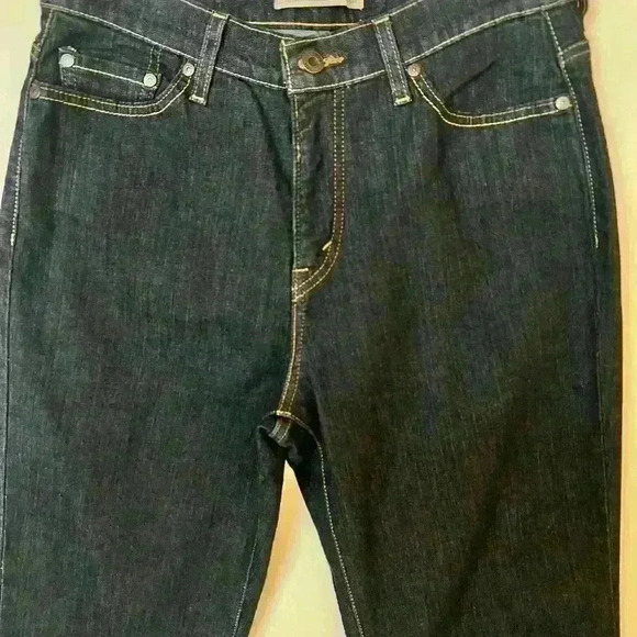 Levi’s Perfectly Slimming 512 Bootcut Denim Jeans - Picture 5 of 8